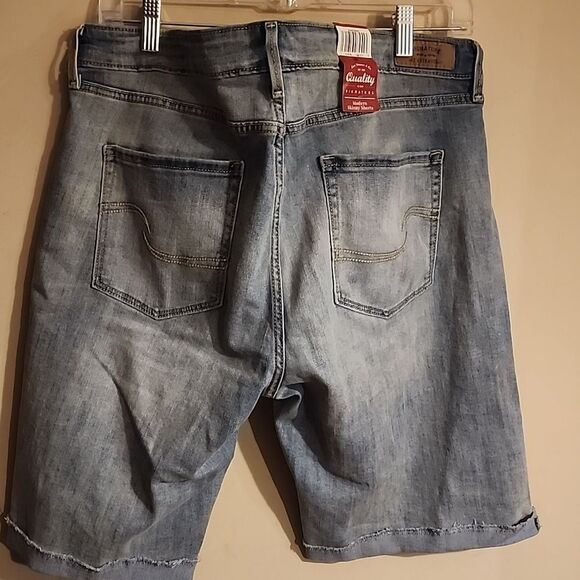 Lebis modern skinny shorts size 20 NWT - Picture 4 of 4